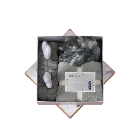 Îngrijire personală - Set cadou 3 piese pentru fete, Gri