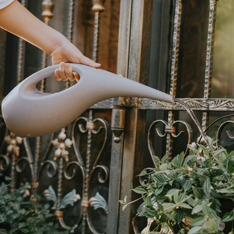 Stropitoare de grădină, capacitate 1.5L, gri deschis [3]