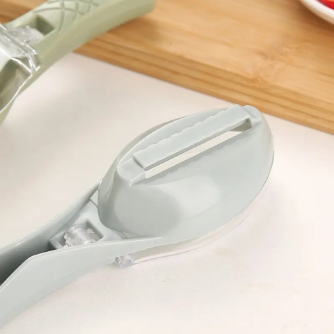 Ustensilă pentru curățare solzi pește [2]