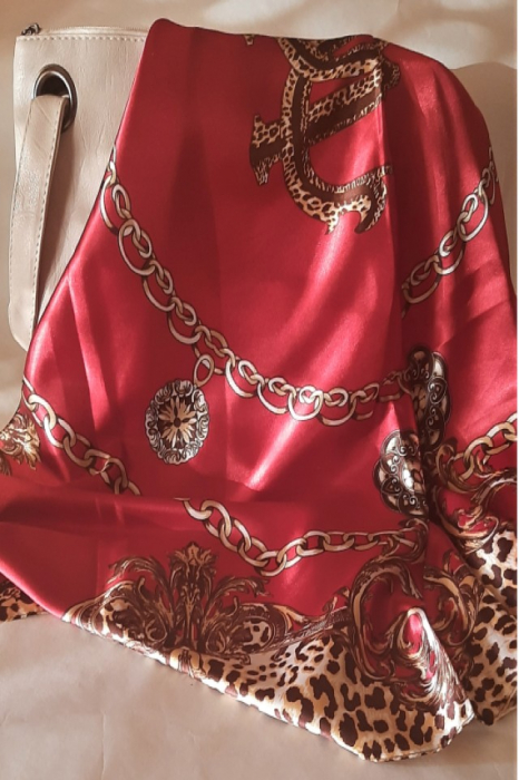 Esarfa dama, tip sal , mare, fond rosu, cu diverse forme, 90x90 cm [4]
