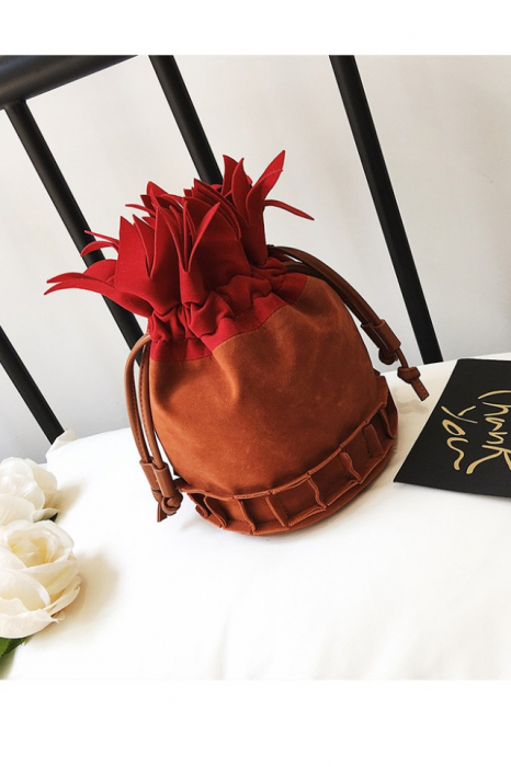 Gentuta dama, medie, stil corean, piele intoarsa ecologica premium, forma ananas, fond caramiziu [4]