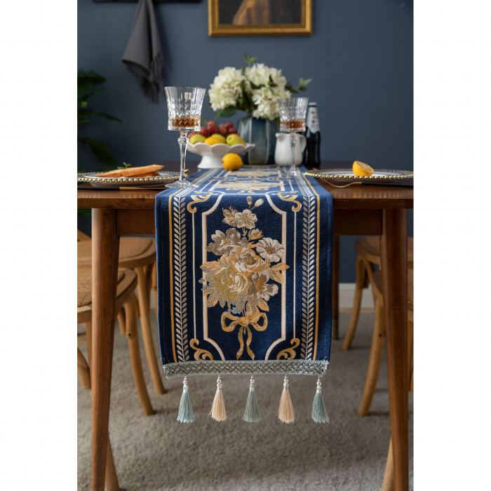 Napron elegant pentru masa, fond albastru cu flori aurii brodate, ciucuri crem si bleu Atlantic, din bumbac si poliester, 33X180cm, tesatura de calitate superioara, design clasic si elegant, Albastru [2]
