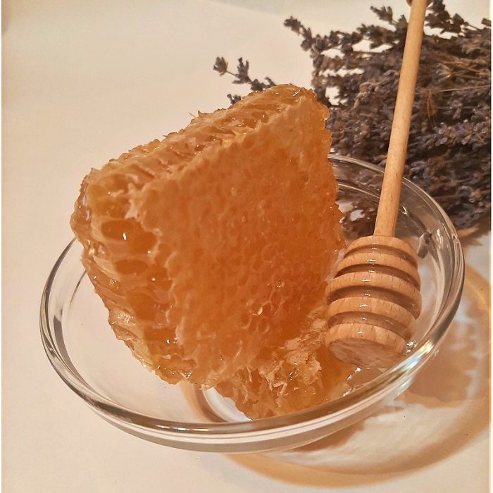 Pachet Apicol 1 borcan faguri miere salcam,1 borcan amfora miere salcam, 1 borcanel polen poliflor, Produs Apicol Autentic si Pur Direct din Stup, Boutique Deluxe [5]