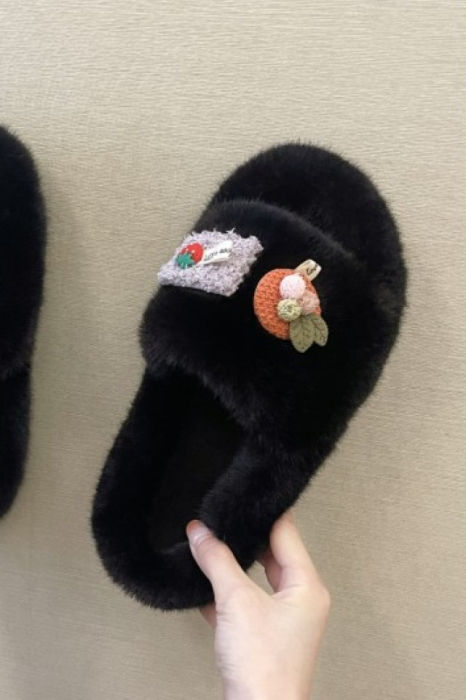 Papuci dama, pentru casa, plusati, negri, cu diverse aplicatii haioase, marime 38 [6]