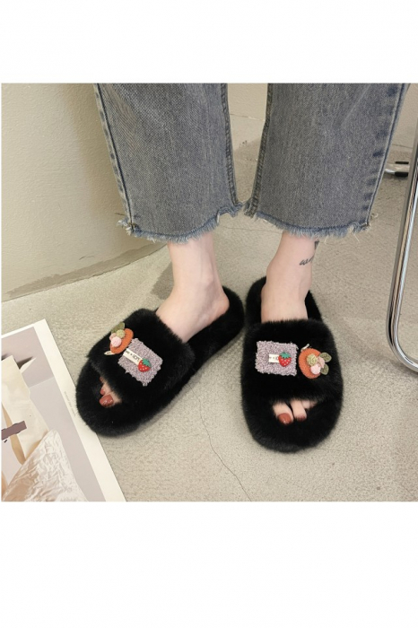 Papuci dama, pentru casa, plusati, negri, cu diverse aplicatii haioase, marime 38 [3]