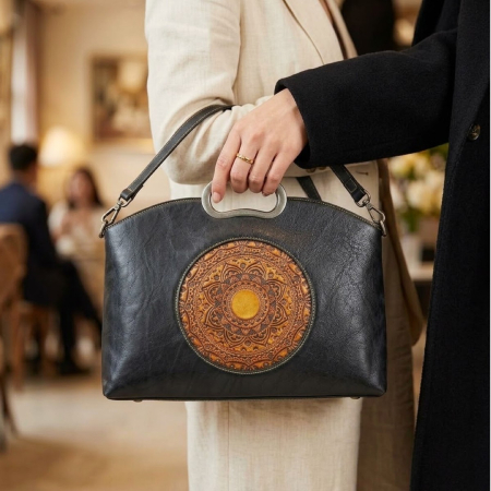 Geantă Damă din Piele Naturală Vintage cu Mandala Ștanțată în Relief și Mâner Metalic – Gri Grafit [6]