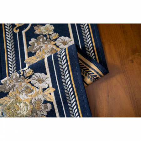 Napron elegant pentru masa, fond albastru cu flori aurii brodate, ciucuri crem si bleu Atlantic, din bumbac si poliester, 33X180cm, tesatura de calitate superioara, design clasic si elegant, Albastru [3]