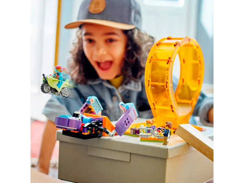 LEGO® City - Cascadorie zdrobitoare in bucla 60338, 226 piese [6]