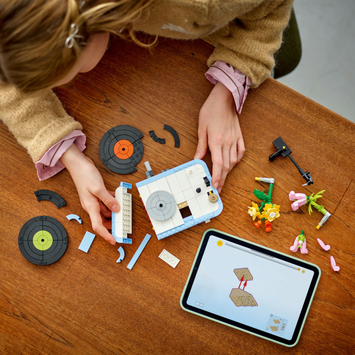 LEGO® Creator 3 in 1 - Pick-up cu flori 31172, 366 piese, 8 ani+ [4]