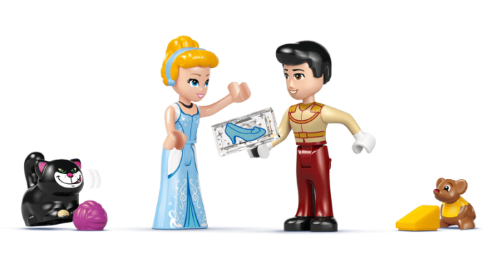 LEGO® Disney Princess™ - Castelul si caleasca Cenusaresei 43275, 596 piese [2]