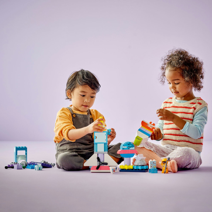 LEGO® DUPLO® - Aventura cu naveta spatiala​ 3 IN 1 10422, 58 piese [4]