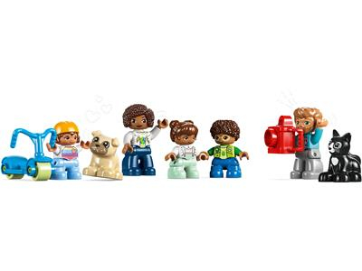 LEGO® DUPLO - Casa de familie 3 in 1 10994, 218 piese [5]