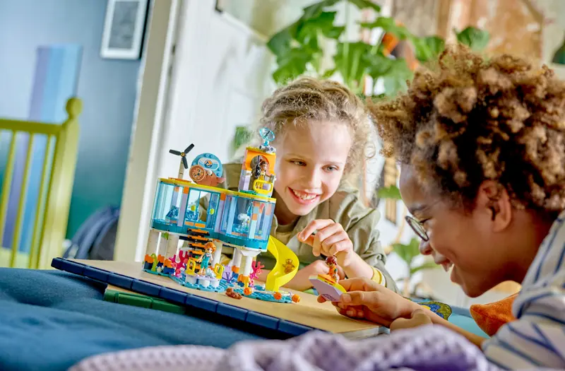 LEGO® Friends - Centru de salvare pe mare 41736, 376 piese [7]