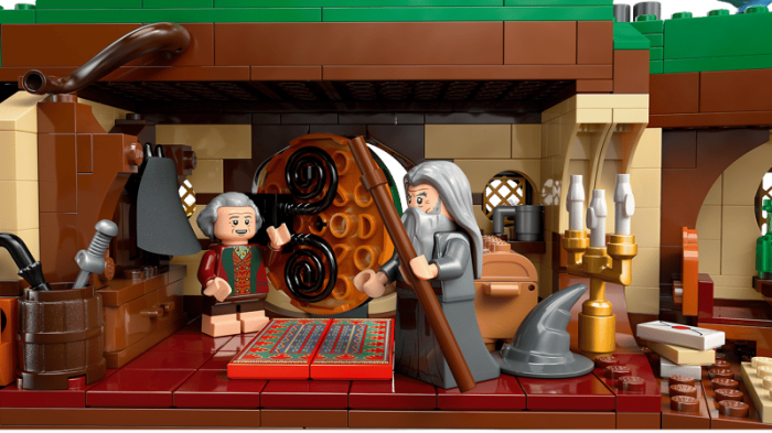 LEGO® Icons - Stapanul inelelor: Comitatul 10354, 2017 piese [8]
