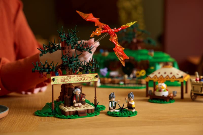 LEGO® Icons - Stapanul inelelor: Comitatul 10354, 2017 piese [7]