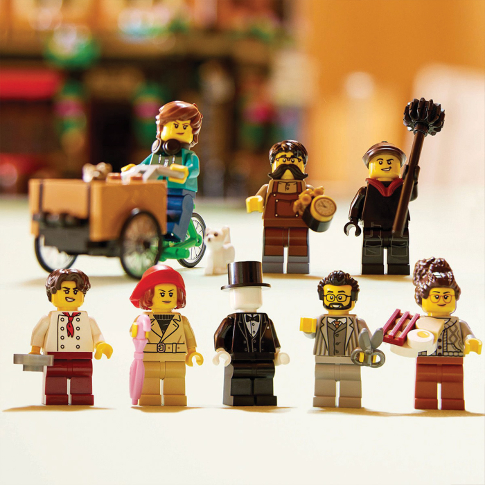 LEGO® ICONS™ - Tudor Corner 10350, 3266 piese [5]