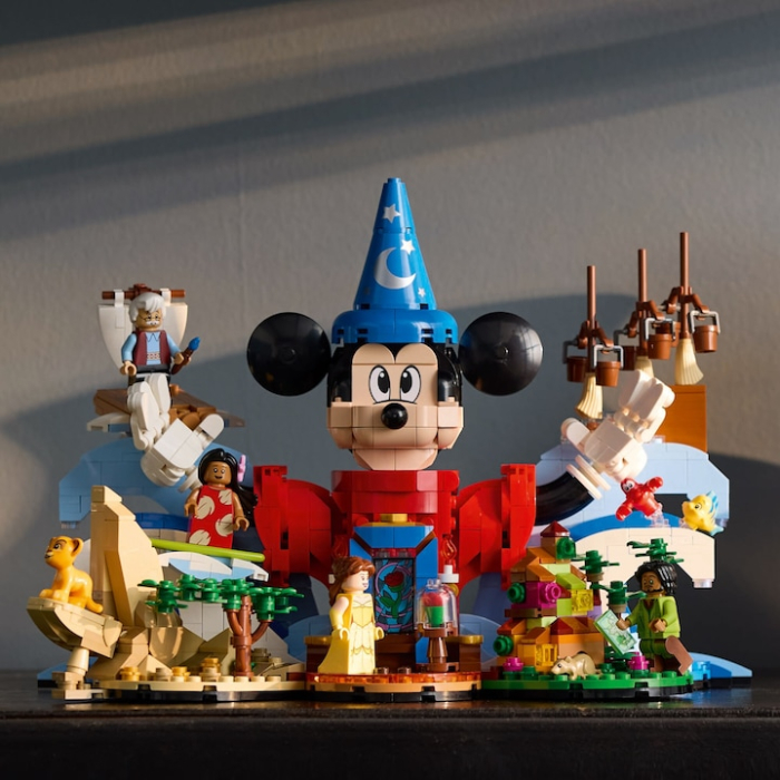 LEGO® Ideas - Magia Disney 21352, 1103 piese [6]