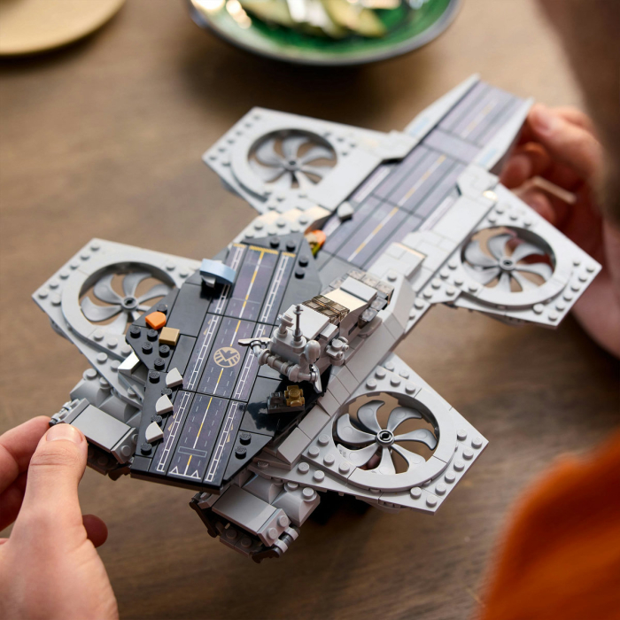 LEGO® Marvel - Elicopter de transport al Razbunatorilor 76295, 509 piese [4]