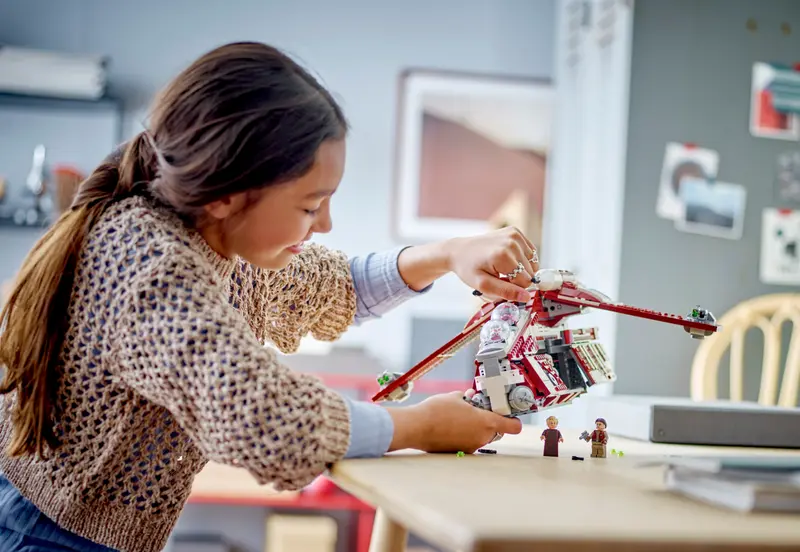 LEGO® Star Wars - Nava de lupta a gardienilor de pe Coruscant 75354, 1083 piese PRE-OWNED [2]