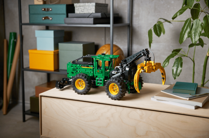 LEGO® Technic - Tractor de corhanit John Deere 948L-II 42157, 1492 piese [6]