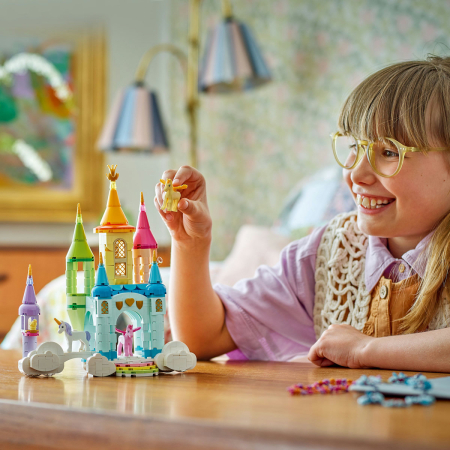 LEGO Creator 3 in 1 - Castel cu unicorni 31175, 390 piese [3]