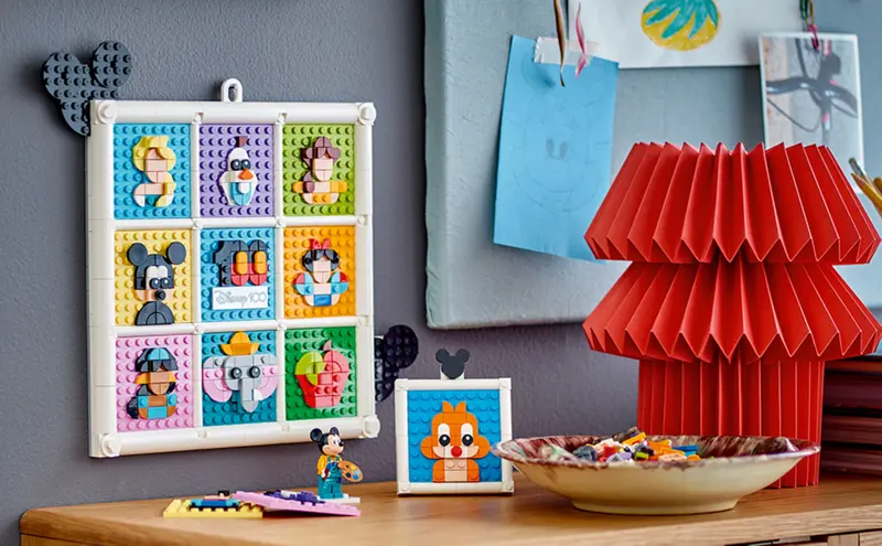 LEGO® Disney - 100 de ani de figuri emblematice de animatie Disney 43221, 1022 piese [2]