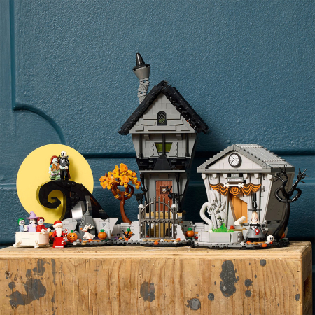 LEGO® Ideas - Cosmar inainte de Craciun de la Tim Burton pe Disney 21351, 2193 piese [3]