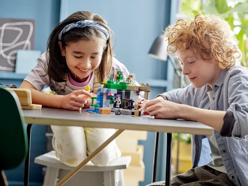 LEGO® Minecraft® - Temnita scheletelor 21189, 364 piese [1]