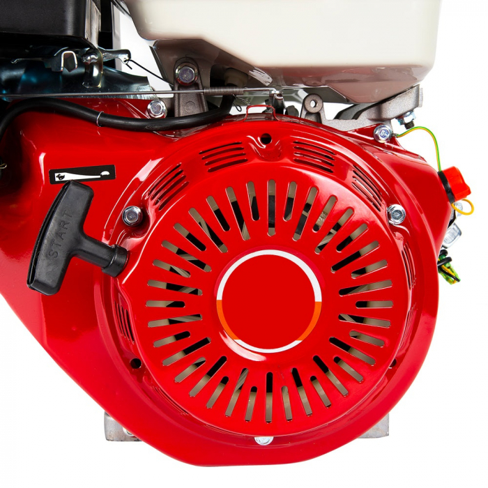 OHV benzinmotor, 4 ütemű, vízszintes éktengely, 7,5 LE, 3600 ford./perc, tengelyátmérő 20 mm, 196 cm3, Champion [3]