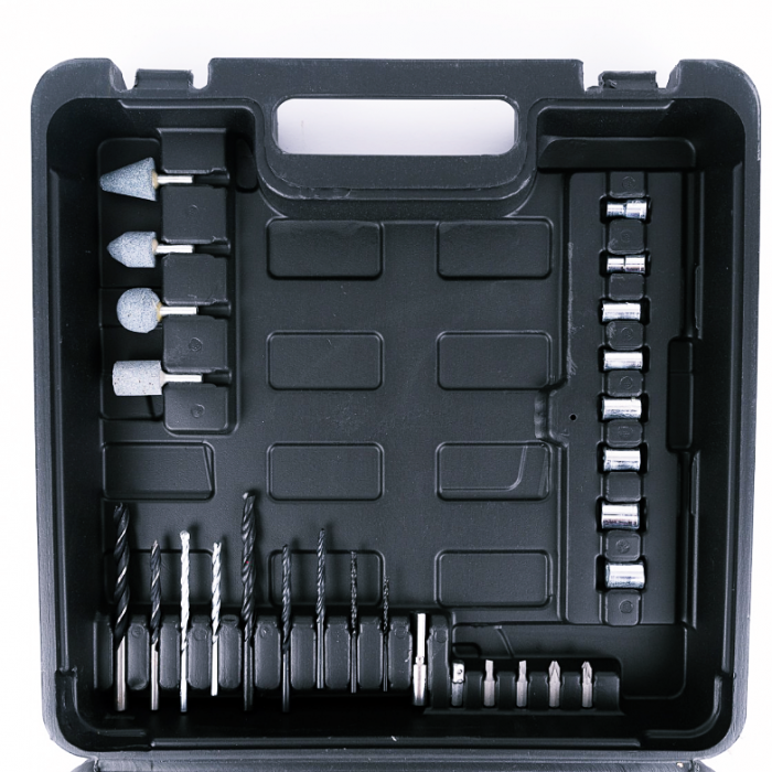Vermark Starke ütős fúró 1100 W, 0-1200 ford./perc &; Vermark Starke sarokcsiszoló 840 W, 125 mm [8]