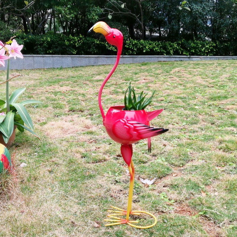 Decoratiune pentru Gradina, Flippy, Flamingo pentru Gradina cu Suport pentru Plante Flori, Ornament de Ghiveci de Flori, Model Flamingo, din Fier, 73 x 34 x 22 cm, Roz [1]