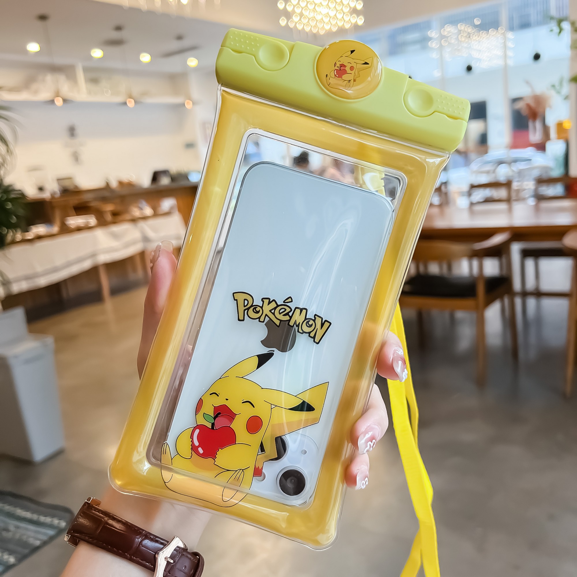 Husa subacvatica Mascot Waterproof Flippy, Snowproof, Universala, cu Snur, pentru telefon sau documente, Pika, Galben [1]