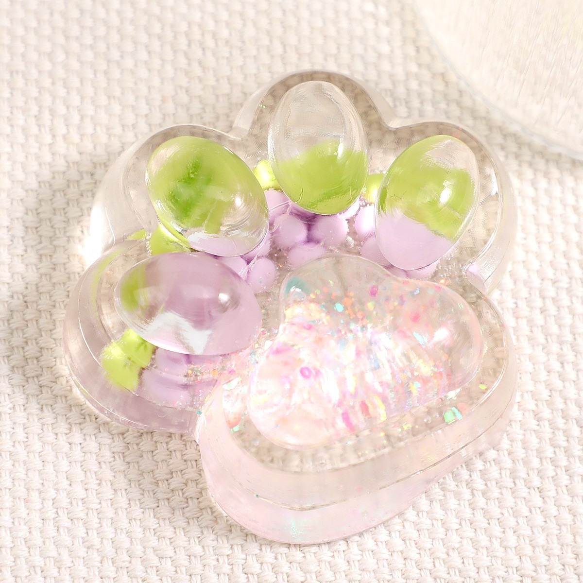 Jucarie Antistres Squishy, Flippy, cu Revenire Lenta, Squeeze Pinch Family, Model Cat Paw, 6.5 x 7 cm, din Tpr, 4-6 Ani, Model 5 Fructe, Transparent [2]
