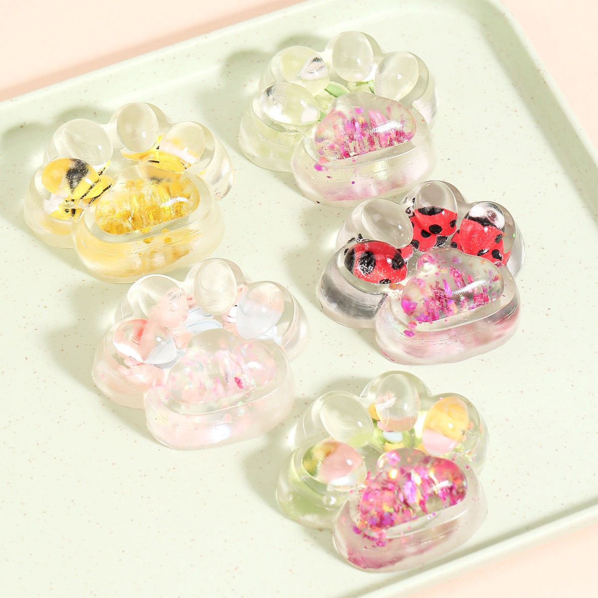 Jucarie Antistres Squishy, Flippy, cu Revenire Lenta, Squeeze Pinch Family, Model Cat Paw, 6.5 x 7 cm, din Tpr, 4-6 Ani, Model 7 Insecte, Transparent [9]