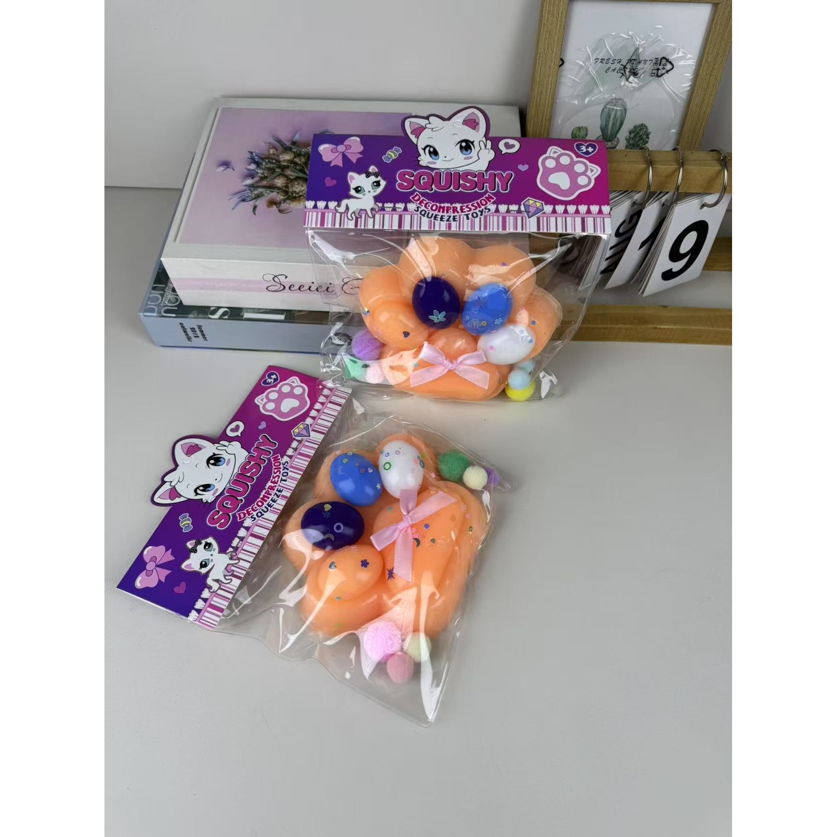Jucarie Antistres Squishy, Flippy, cu Revenire Lenta, Squeeze Toys, Model Cat Paw, 12.5x10.5 cm, 220g, +3 Ani, din TPR, Model 8, Multicolor [3]