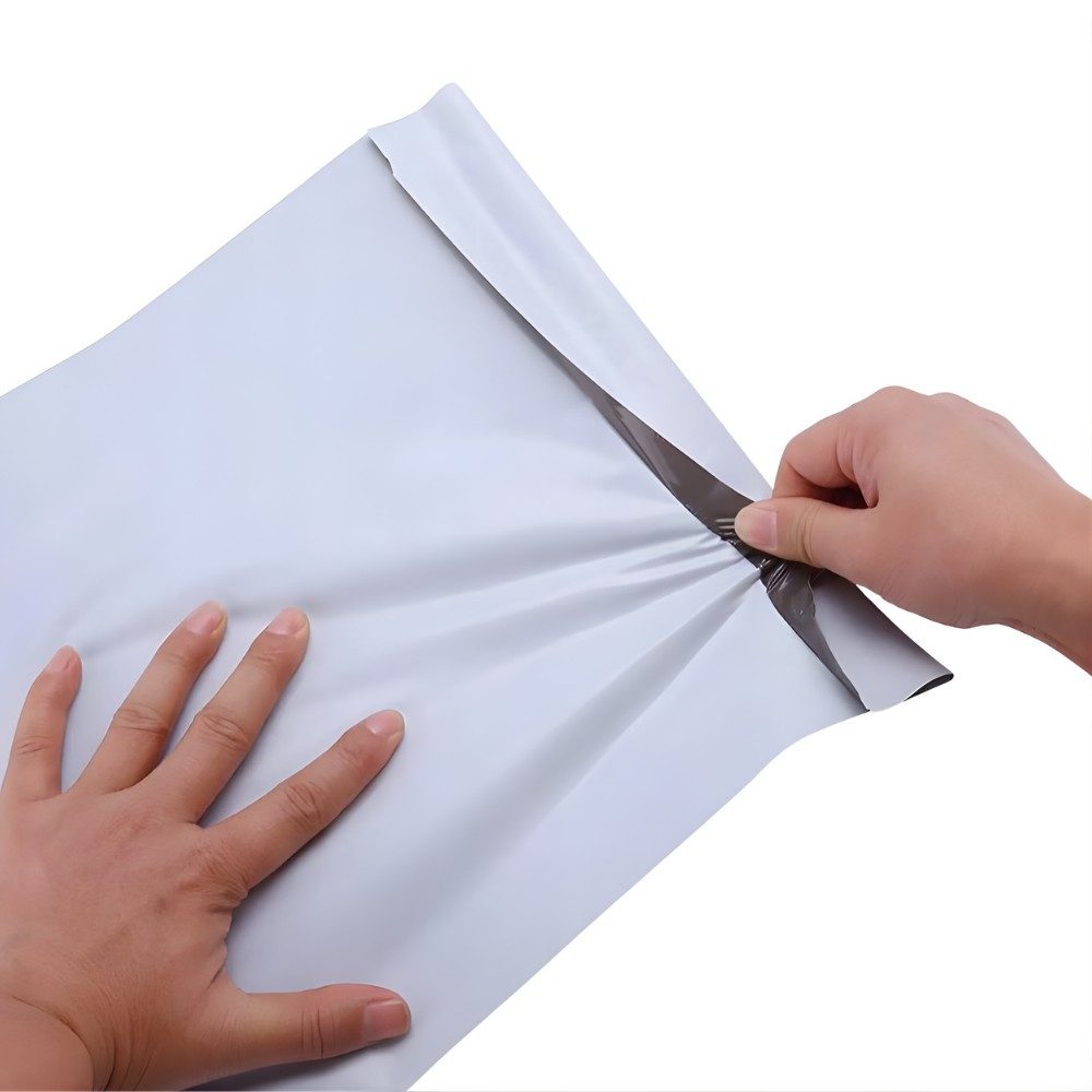 Set 100 Pungi Curierat Autoadezive pentru Ambalare Colete, Rezistente la Transport, Grosime 50 Microni, Alb la Exterior si Negru la Interior, 500 x 700 x 40 mm [4]