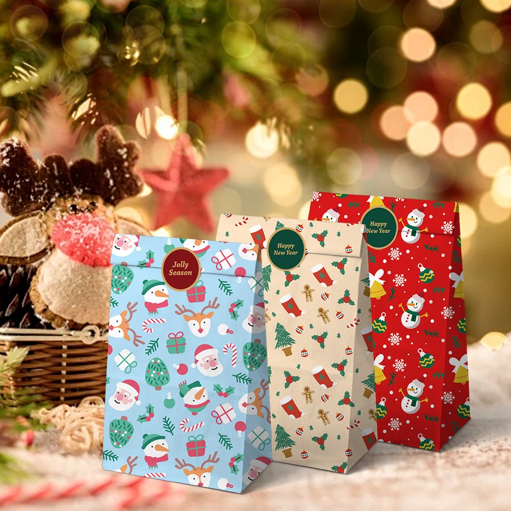 Set 12 Pungi de Cadou, Flippy, Tema Craciun, cu Motive Festive, 12 Stickere Incluse, 24 x 13 x 8 cm, din Hartie, Multicolor [6]