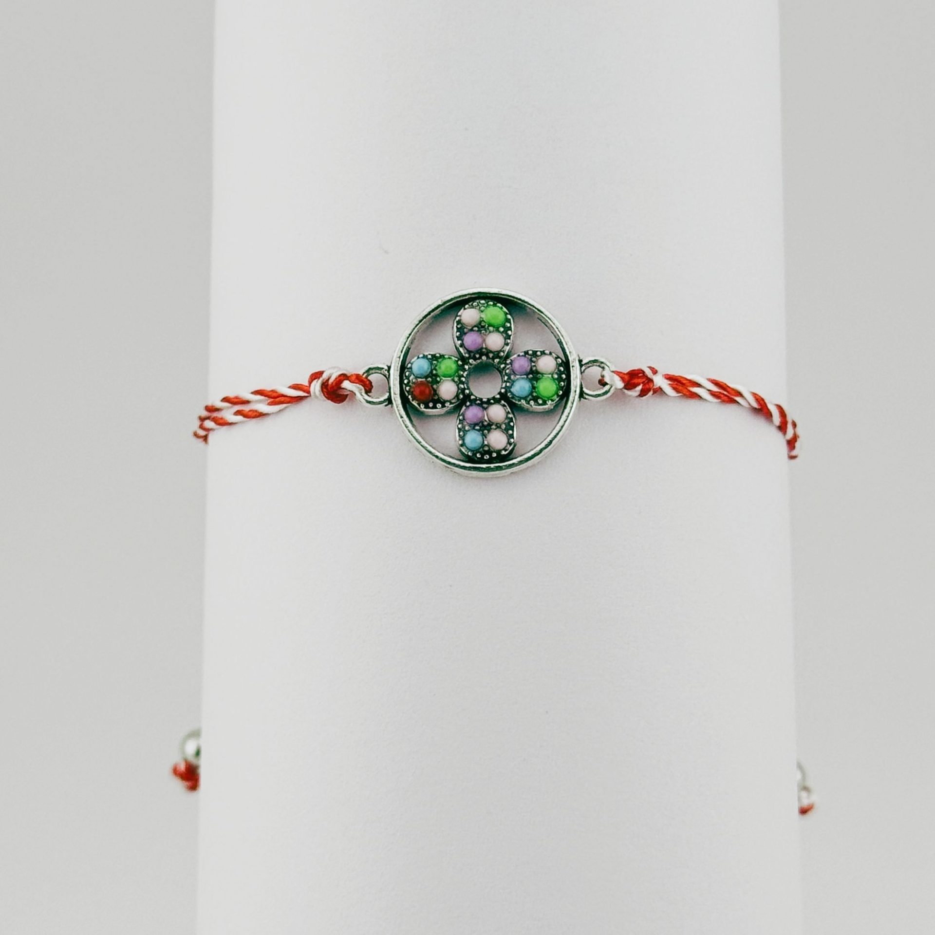 Bratara Martisor pentru Dama, Jolie, Model Floare, Set 12 bucati, Pandativ Argintiu din Inox cu Snur Alb-Rosu Ajustabil [2]