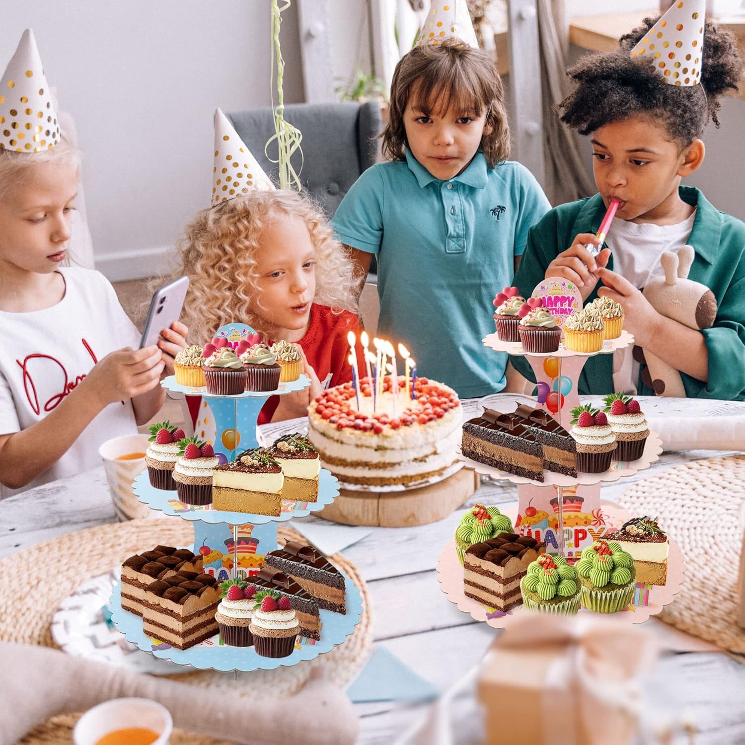 Etajera pentru Prajituri, Flippy, din Carton, 3 Nivele, 16/22/29 cm Diametru, Inaltime 38 cm, Tema Happy Birthday, Roz [3]