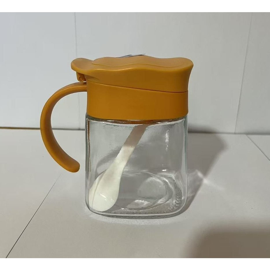 Recipient Condimente, Flippy, din Stilca, 180 ml, cu Maner si Lingurita, 11.3 x 8.2 cm, Capac Ondulat, Galben [1]