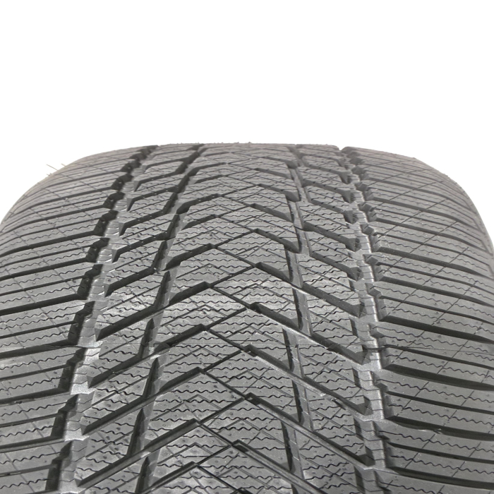 Anvelopa Iarna LANVIGATOR WINTERGRIP HP 205/55R16 91H, Aderenta Sporita pe Zapada si Umed, Confort si Durabilitate [2]