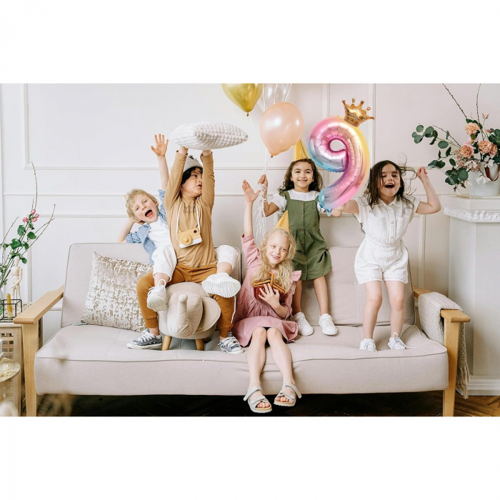 Balon din Folie Metalizata, Flippy, Figurina Cifra Gradient, Tema Aniversare 80 cm, Ambalaj Individual, Pai inclus, Umflare cu Aer sau Heliu, Coronita, Cifra 9 [2]