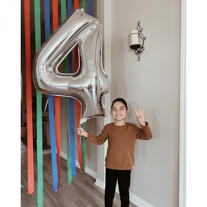 Balon din Folie Metalizata, Flippy, Figurina Cifra, Tema Aniversare 40 cm, Ambalaj Individual, Pai inclus, Umflare cu Aer sau Heliu, Argintiu, Cifra 4 [5]
