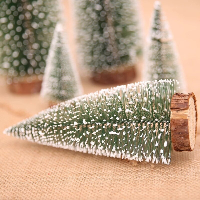 Brad artificial de craciun, ornament pentru masa, pe suport lemn, 20 cm inaltime, Verde inzapezit [5]