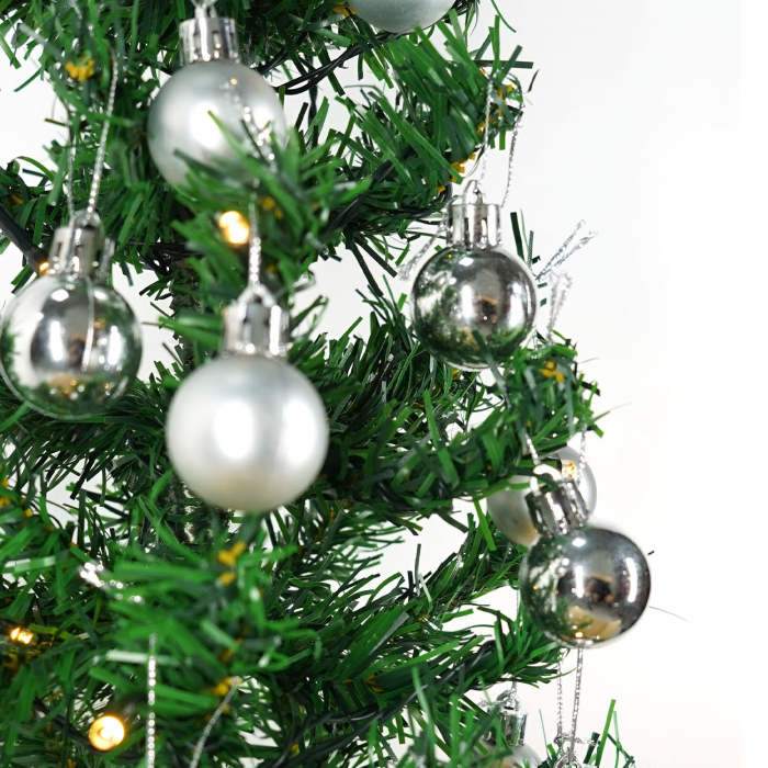 Lichidare Brad Artificial Impodobit, 60 cm, suport plastic cu instalatie luminoasa 20 LED alb cald + 20 globuri argintii incluse, Flippy [5]