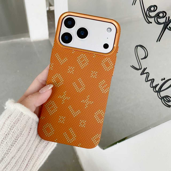 Carcasa Magnetica, Flippy, din Fibra de Carbon, pentru iPhone 16 Pro, Maro [19]