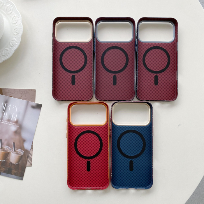 Carcasa Magnetica, Flippy, din Fibra de Carbon, pentru iPhone 17 Pro, Maro [21]