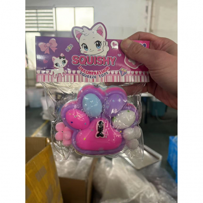 Cat claw rice ball squeezing decompression toy, single weight 220g Item No. YY1002 [1]
