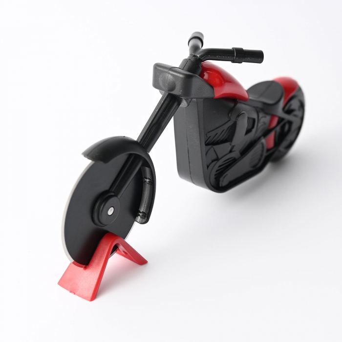 Cutit pizza creativ Flippy, in forma de motocicleta, cu suport pentru cutit, 21.5 x 9.5 cm, otel/PP, negru [3]