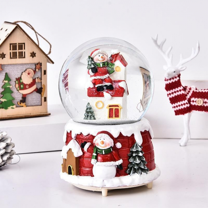 Decoratiune glob cu zapada Flippy, Mos Craciun pe casa, diametru 6.5 cm, multicolor [2]